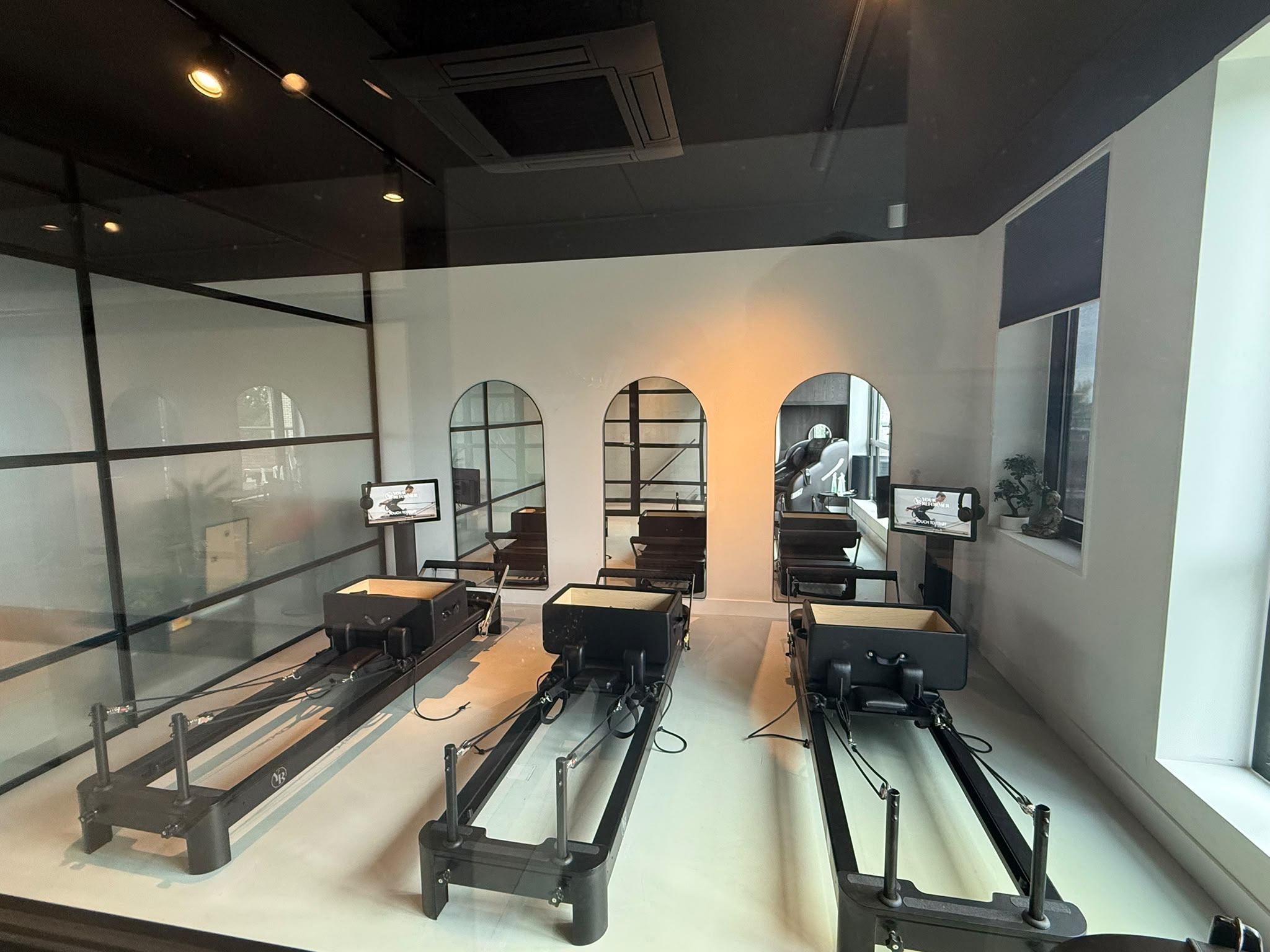 Reformer Pilates on Demand Alphen aan den Rijn